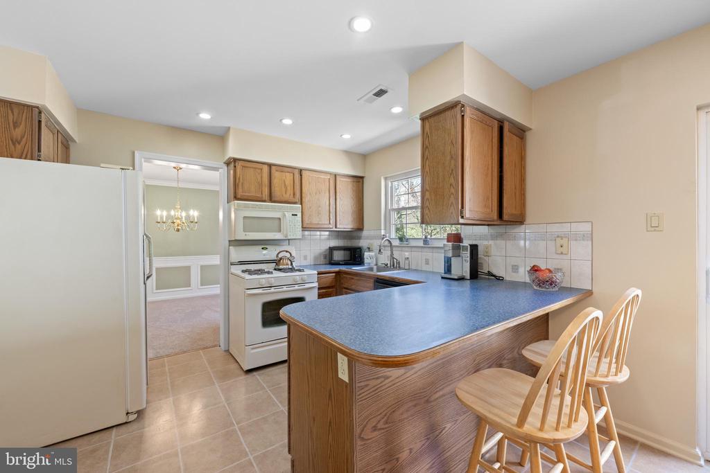 54 LAUREL CIRCLE