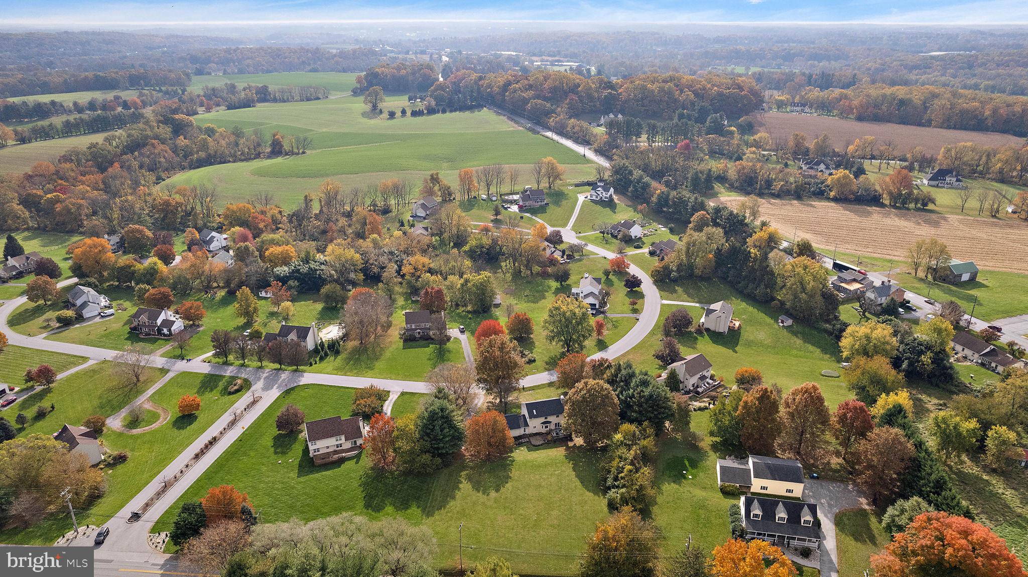 25 W Hunter Creek LANE