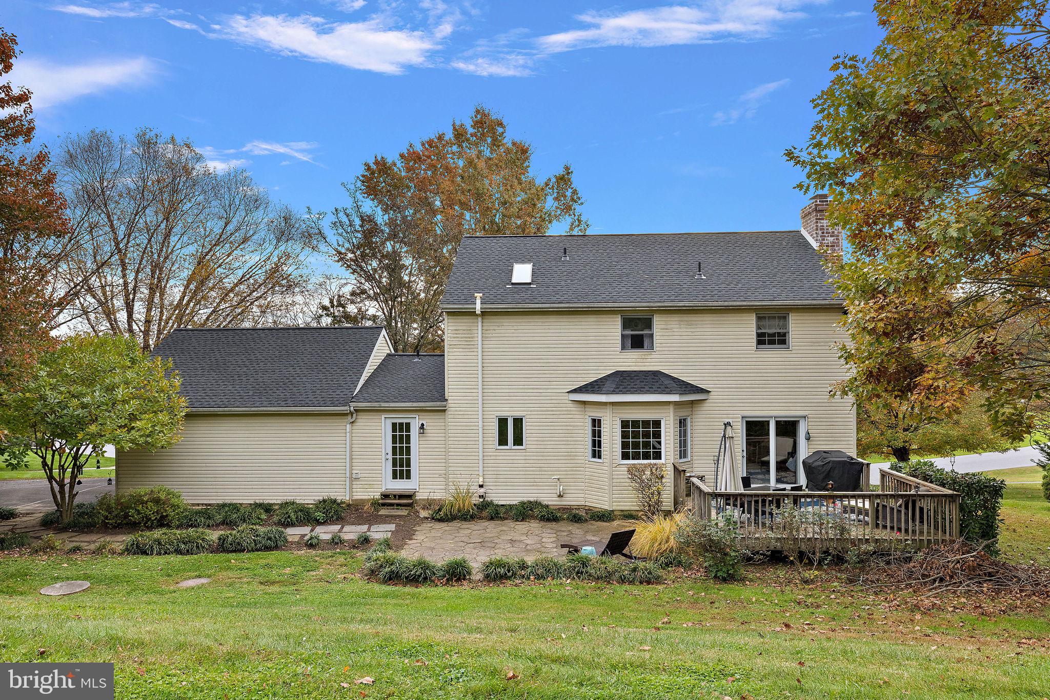 25 W Hunter Creek LANE