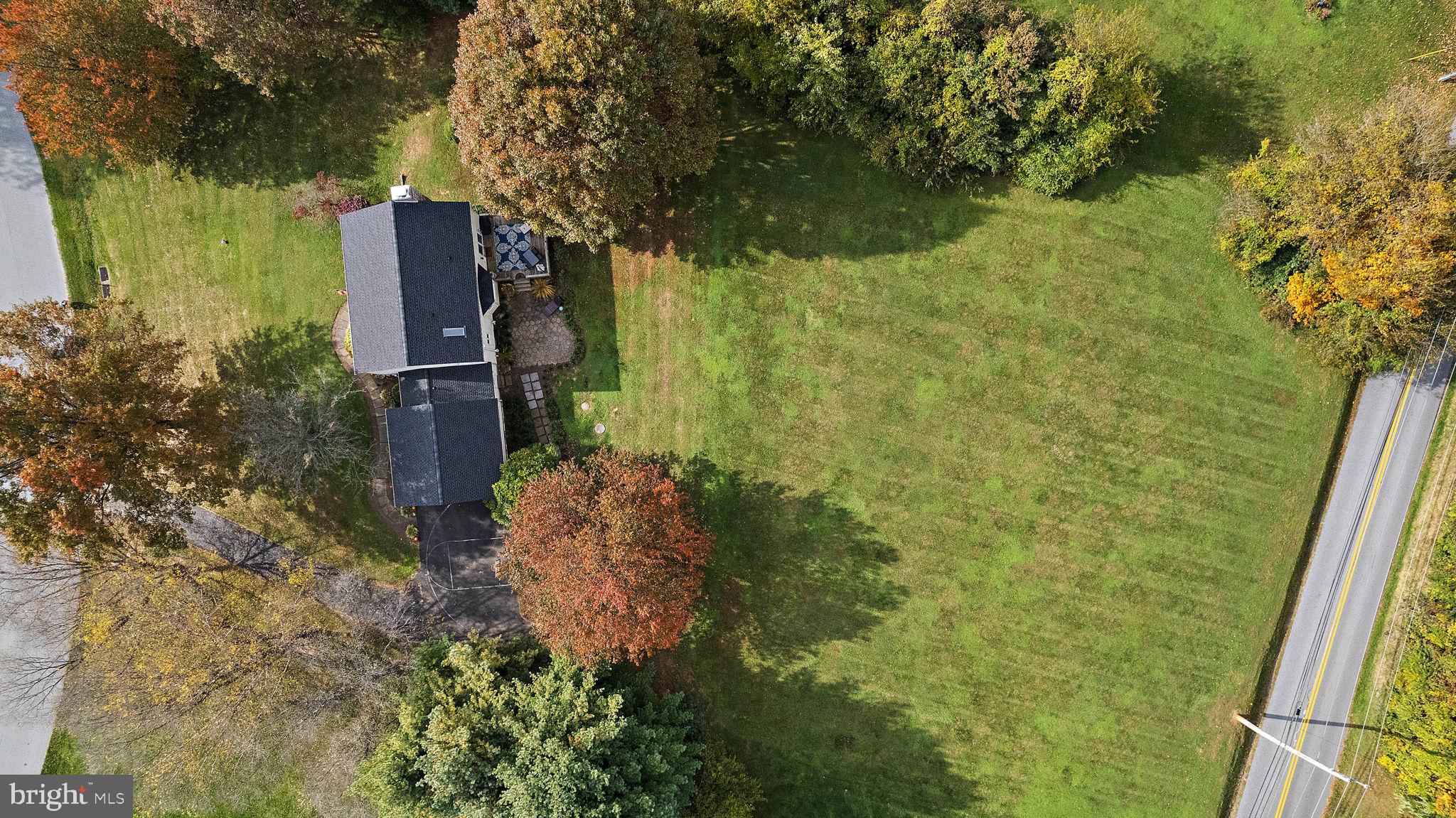 25 W Hunter Creek LANE