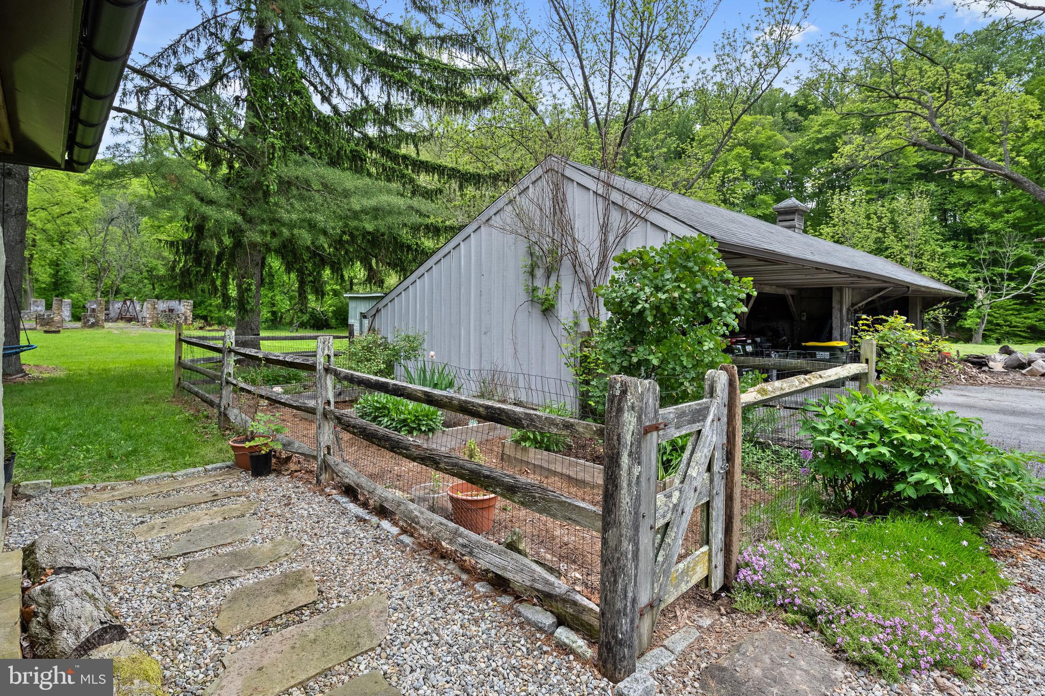 295 Marshall Bridge Rd