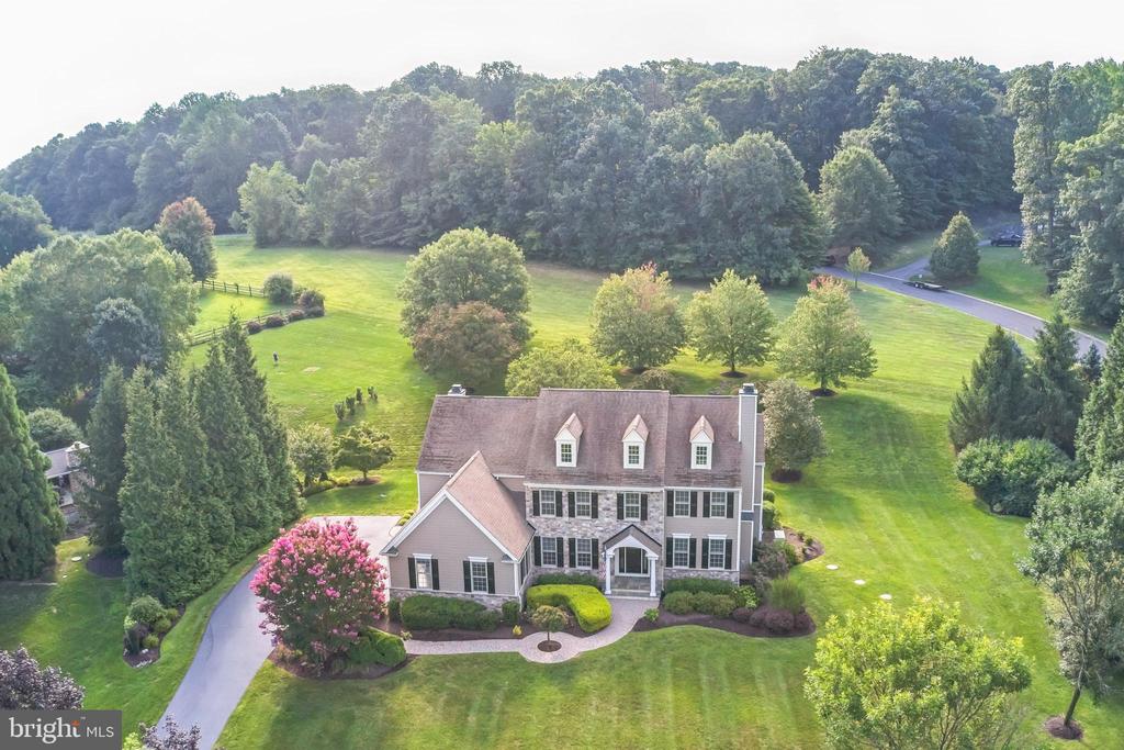 61 Margil Farm Dr