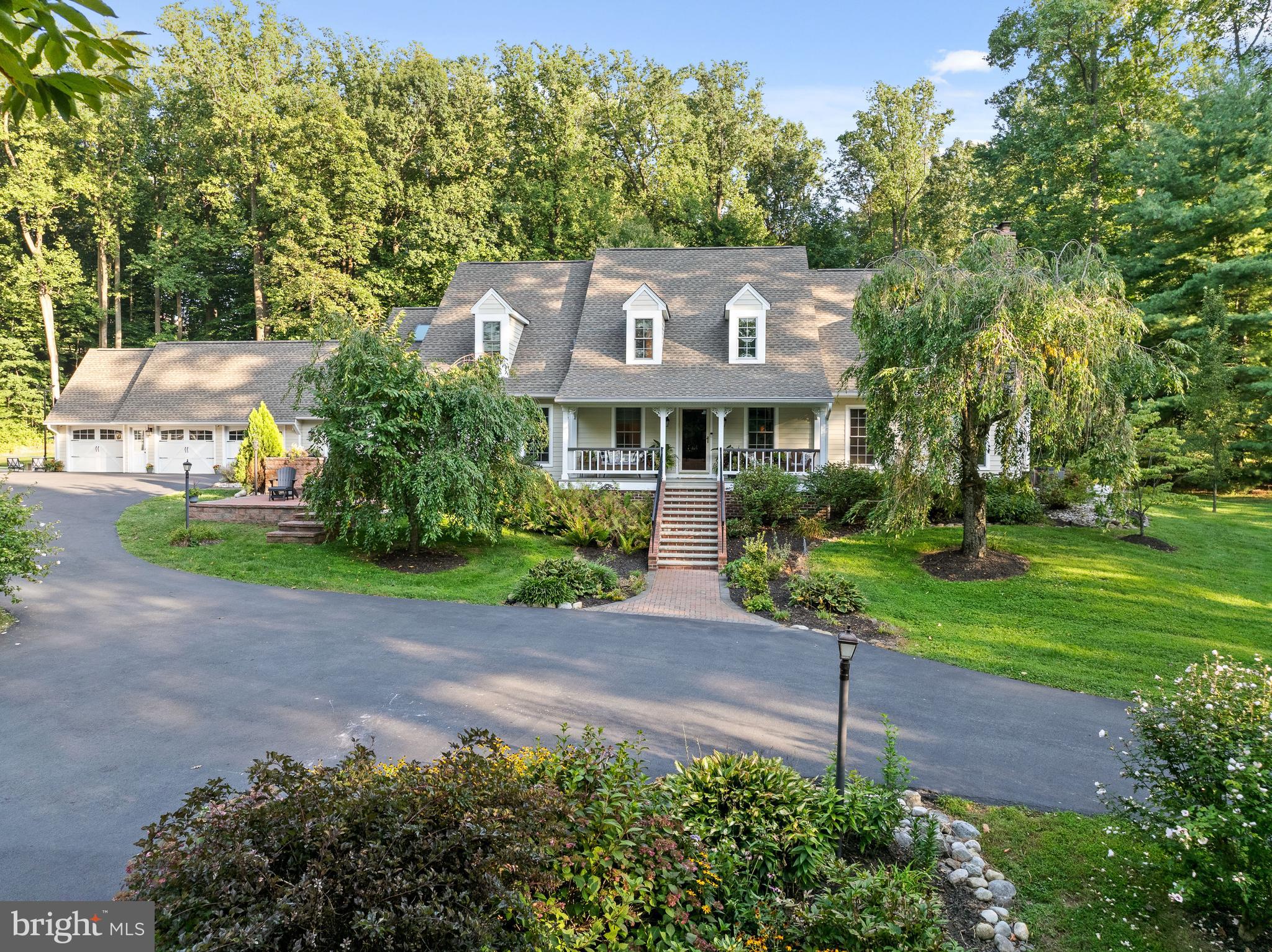 46 Wyndemere Lake Dr