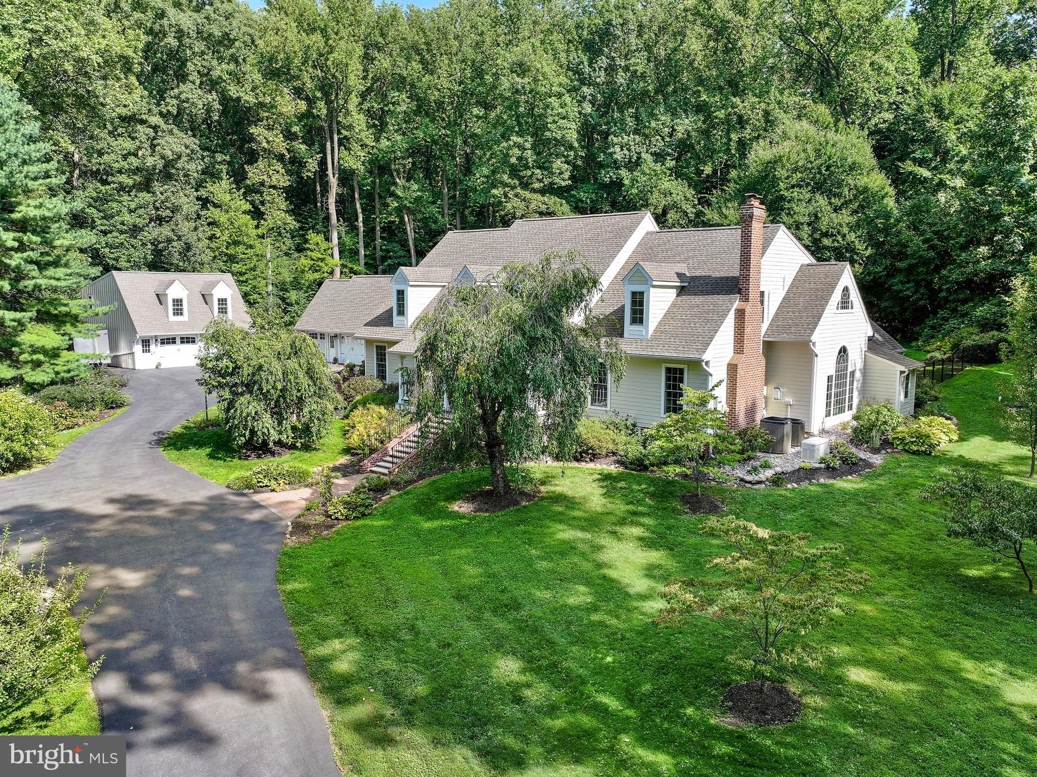 46 Wyndemere Lake Dr