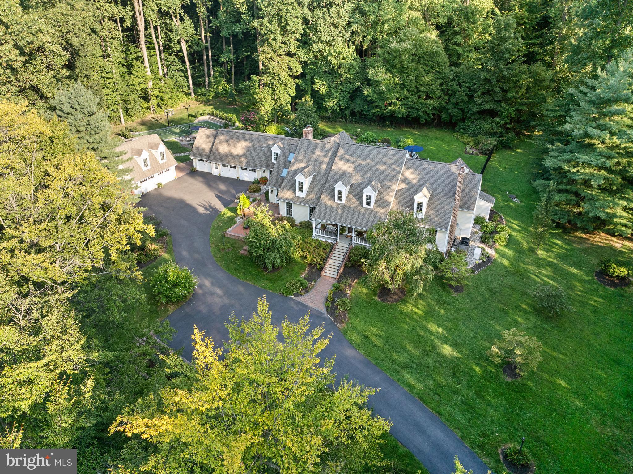 46 Wyndemere Lake Dr