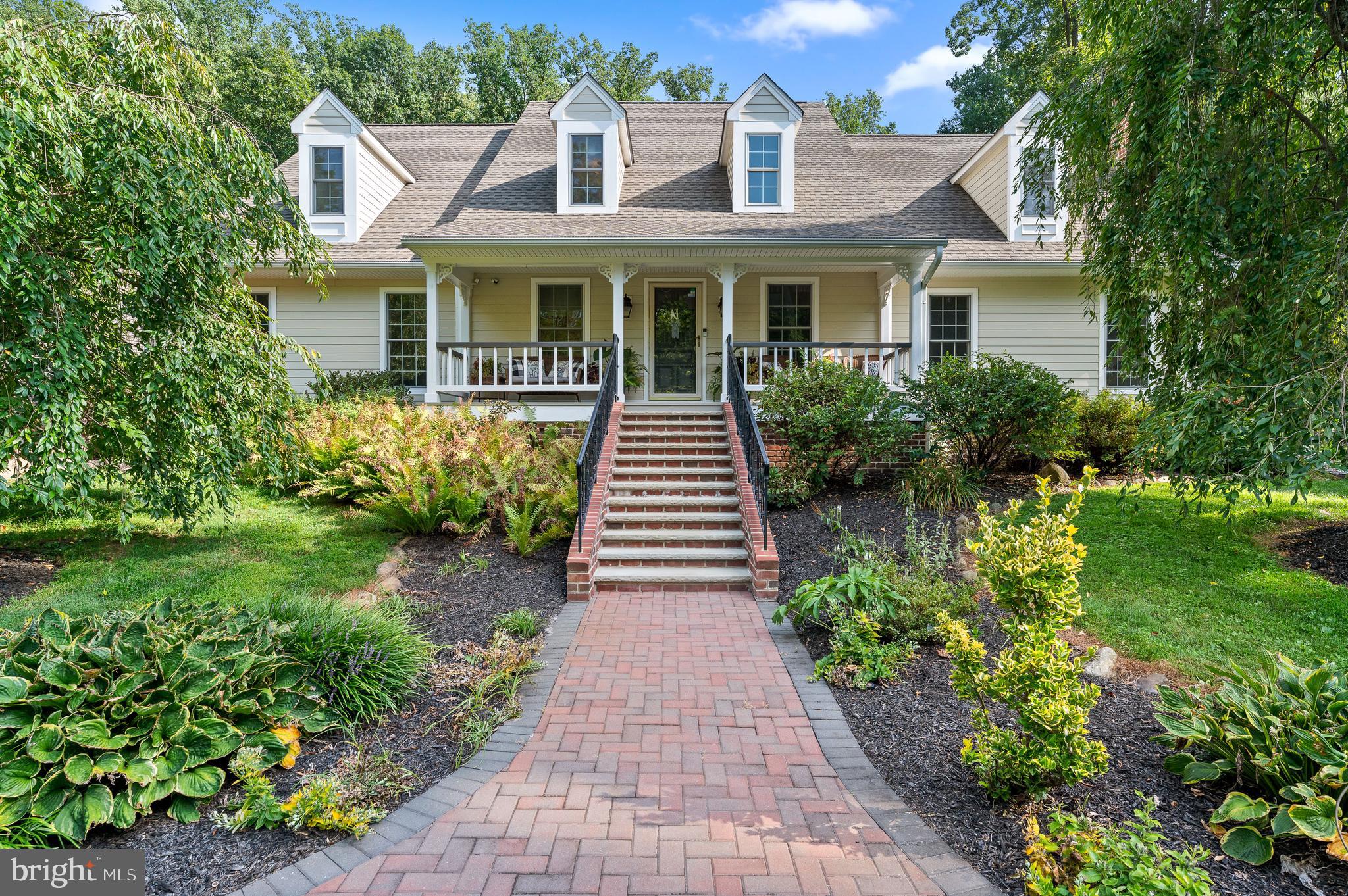 46 Wyndemere Lake Dr
