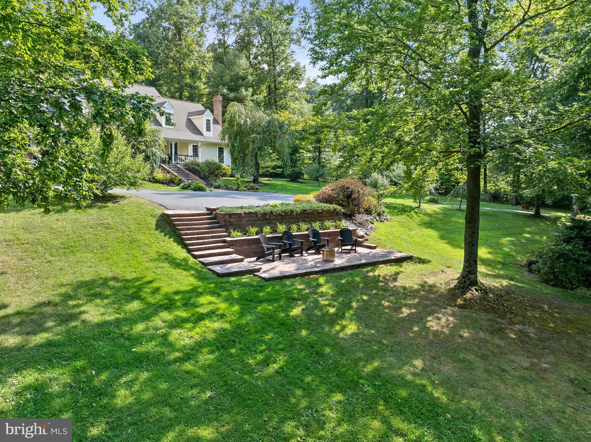 46 Wyndemere Lake Dr