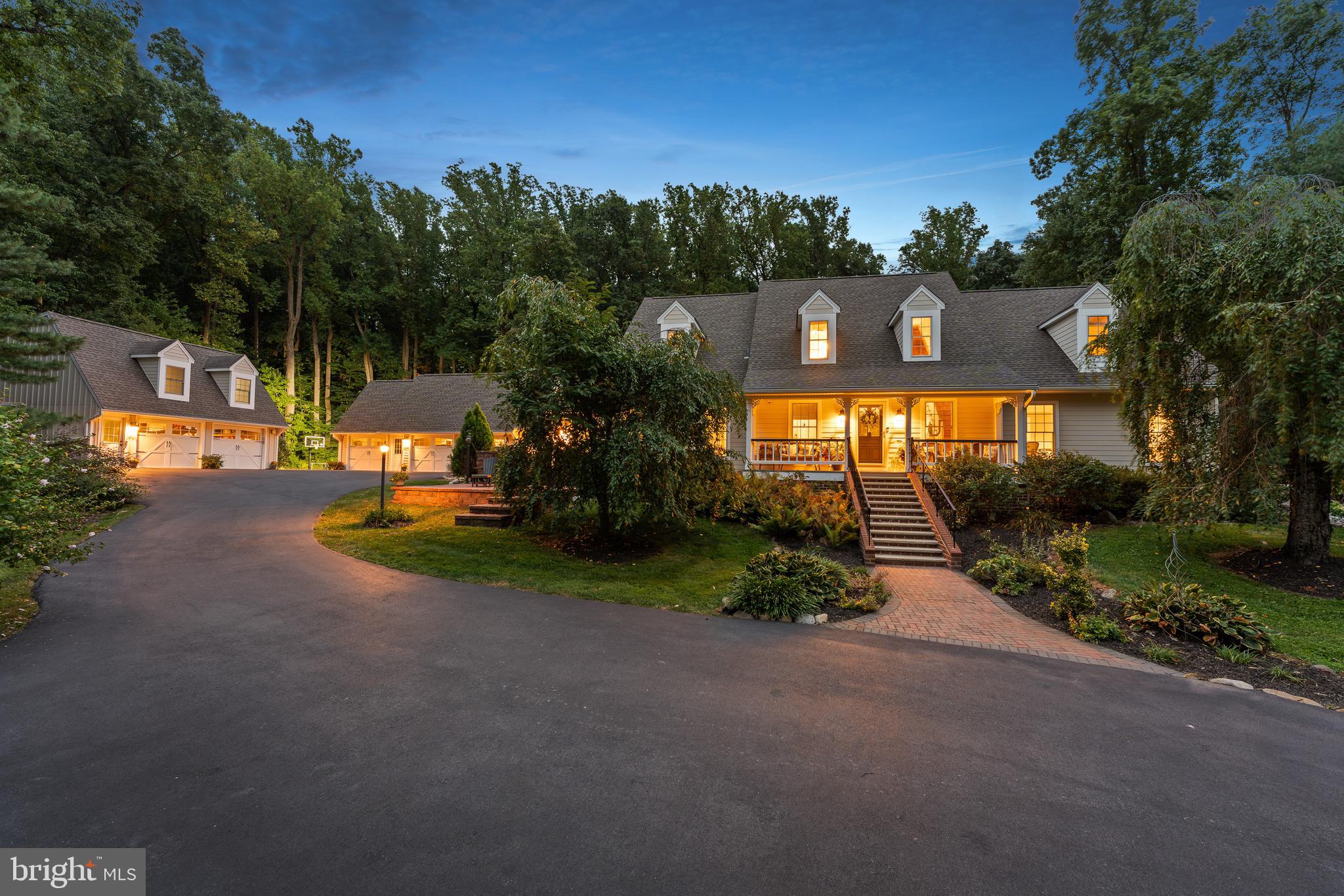 46 Wyndemere Lake Dr