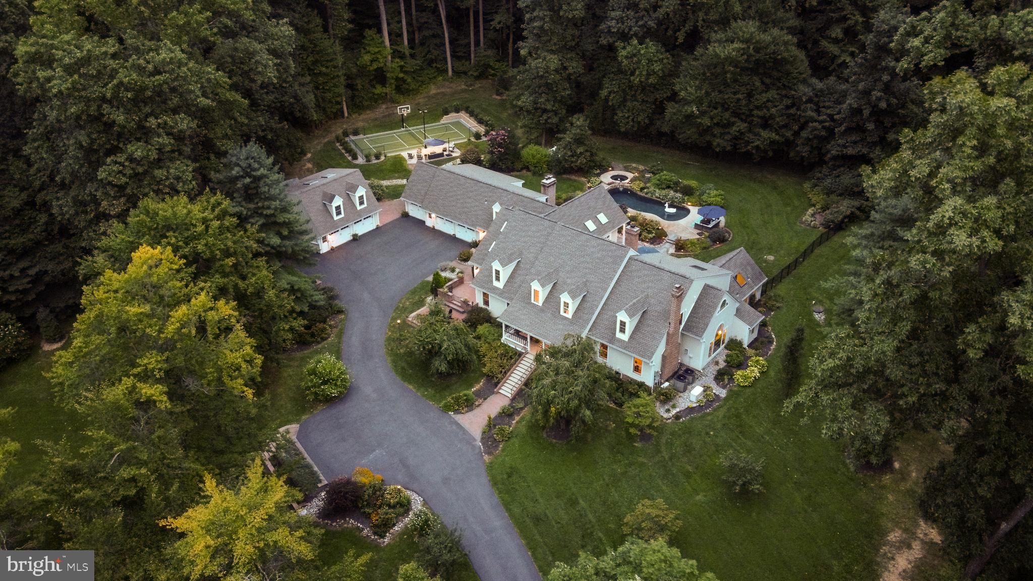 46 Wyndemere Lake Dr
