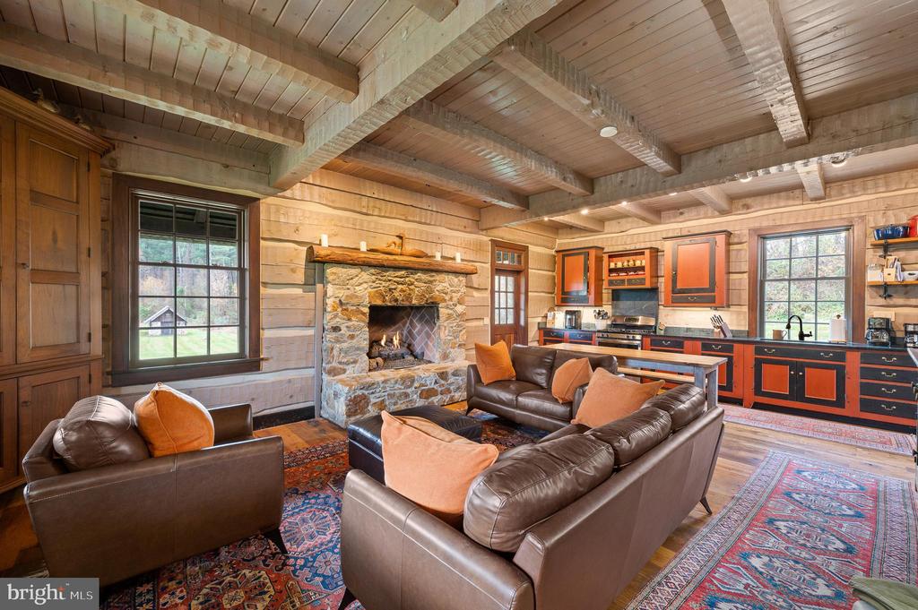 150 & 154 Springdell Rd