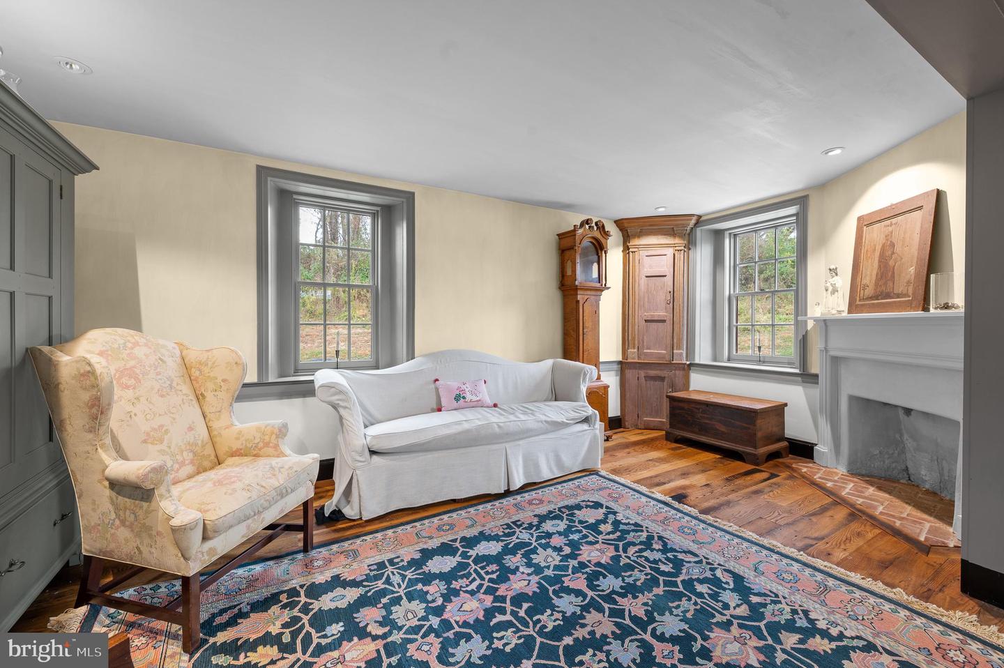 150 & 154 Springdell Rd