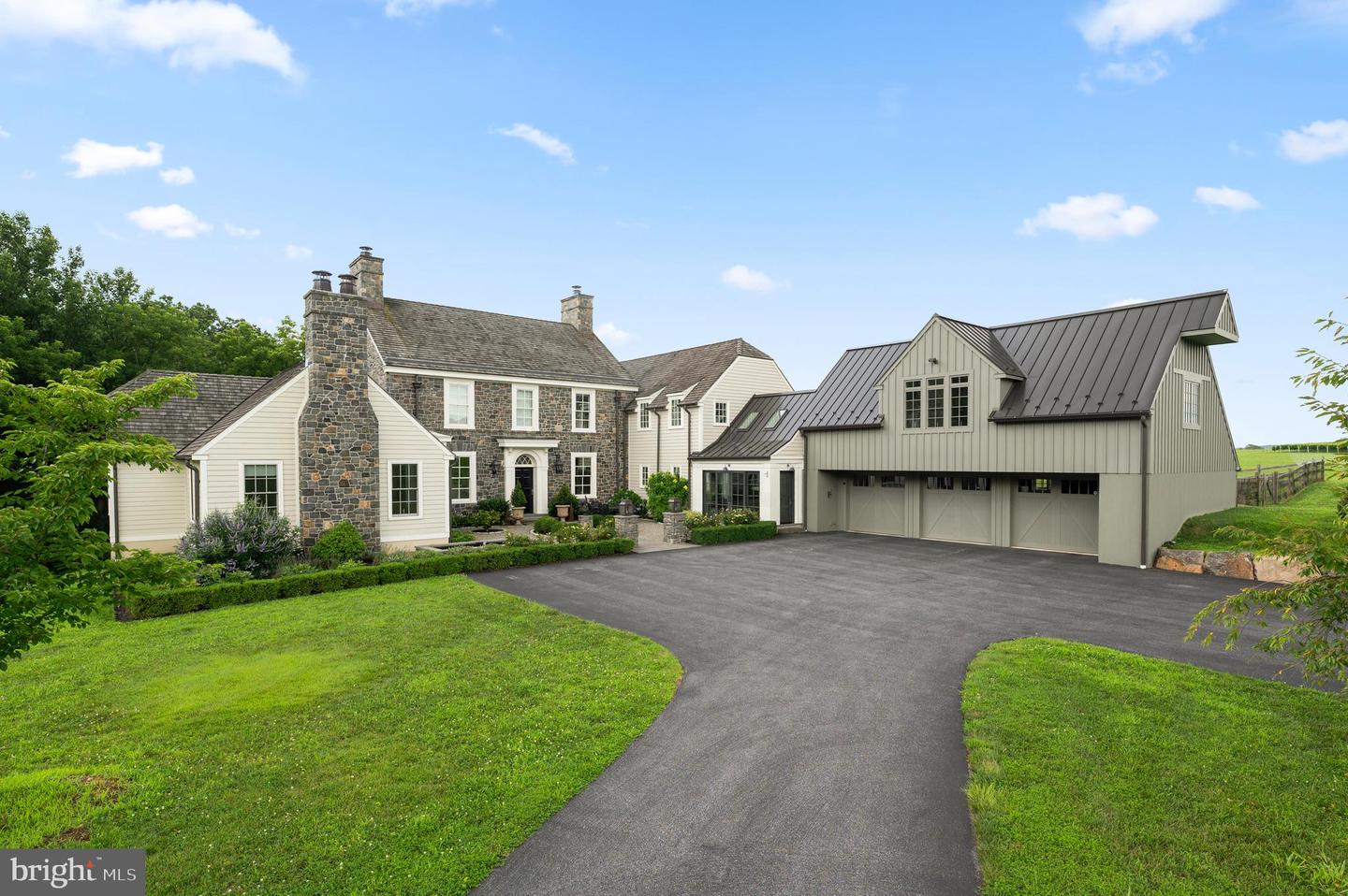 1484 W Strasburg Rd