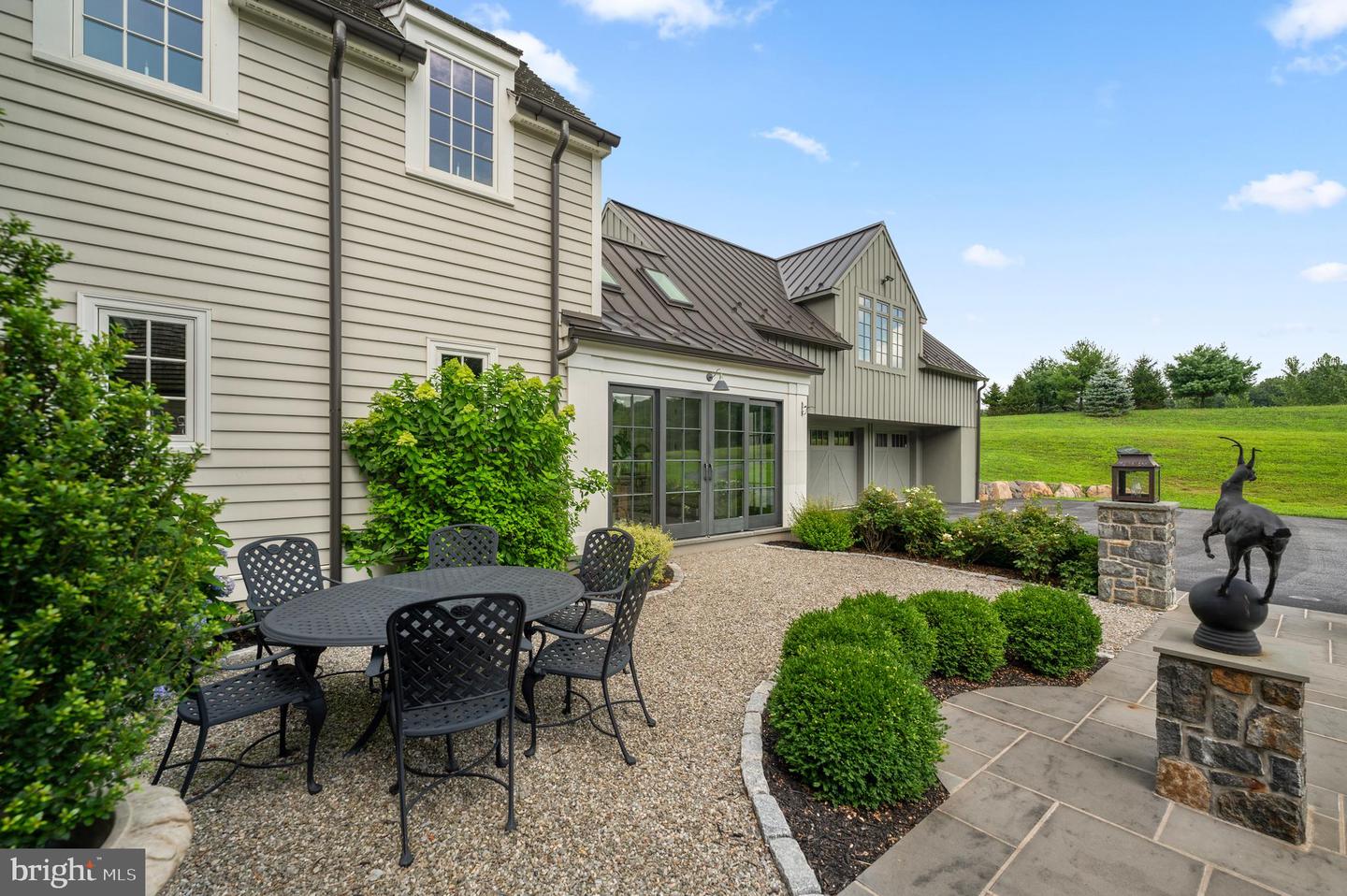 1484 W Strasburg Rd