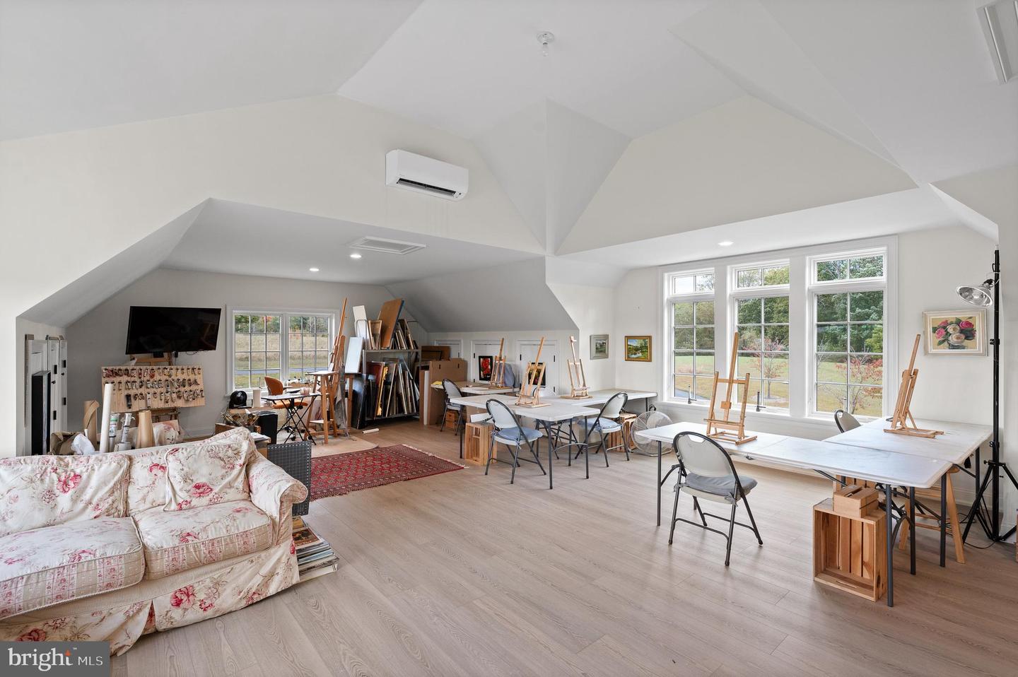 1484 W Strasburg Rd