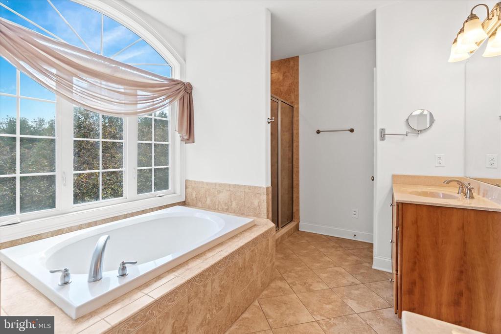120 Hidden Pond Way
