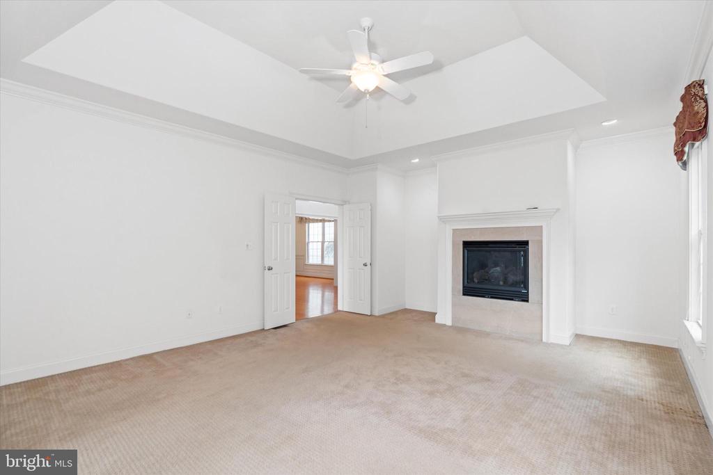 120 Hidden Pond Way