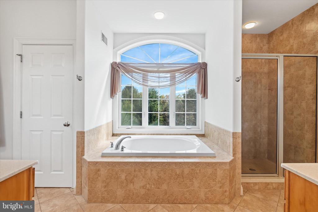 120 Hidden Pond Way