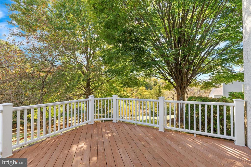 120 Hidden Pond Way