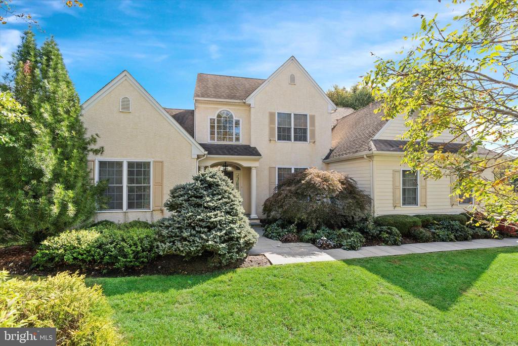 120 Hidden Pond Way