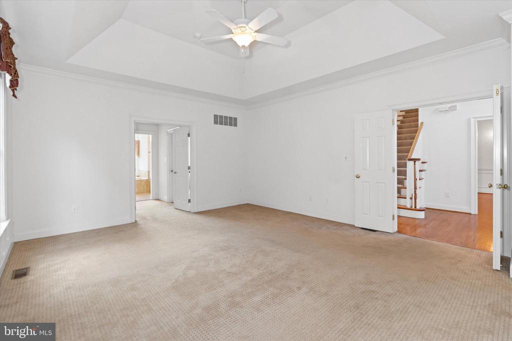 120 Hidden Pond Way