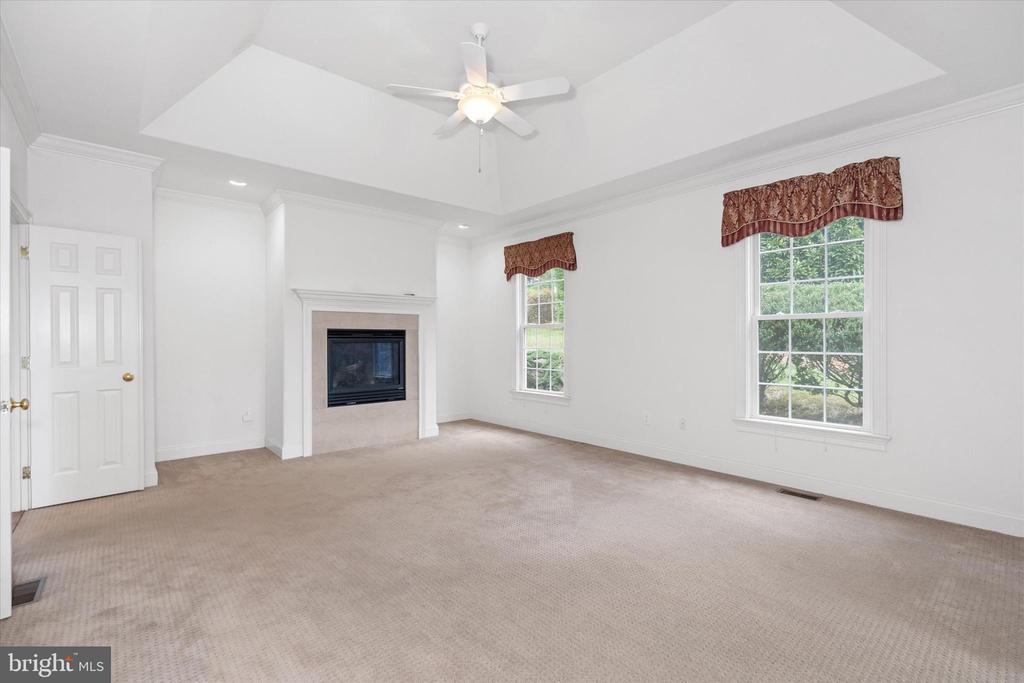120 Hidden Pond Way