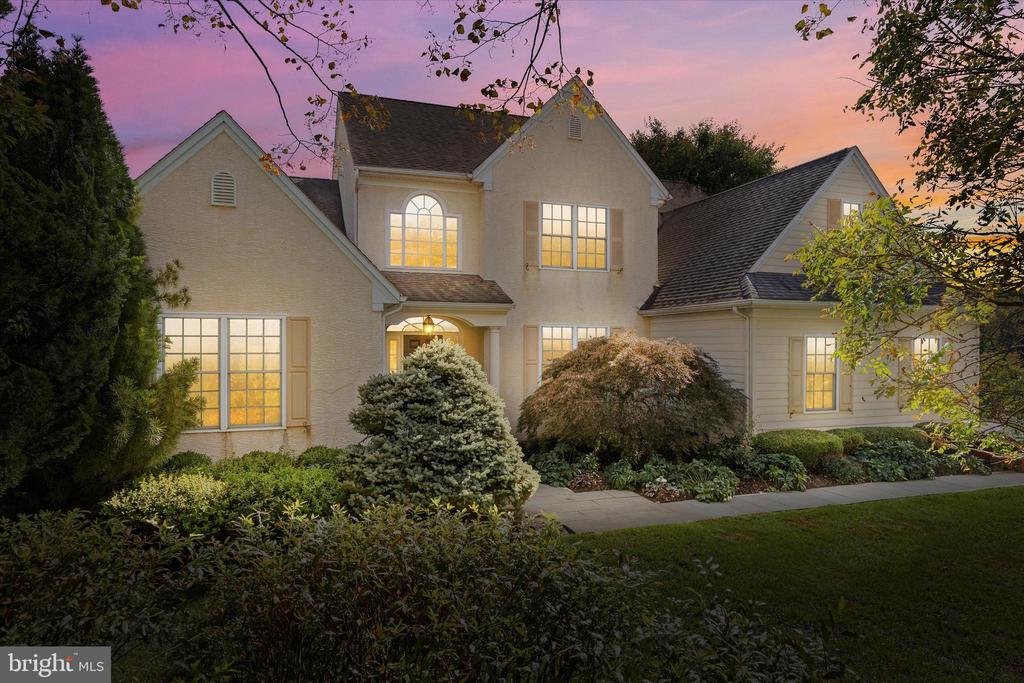 120 Hidden Pond Way