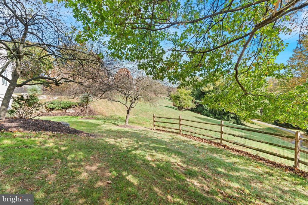 120 Hidden Pond Way