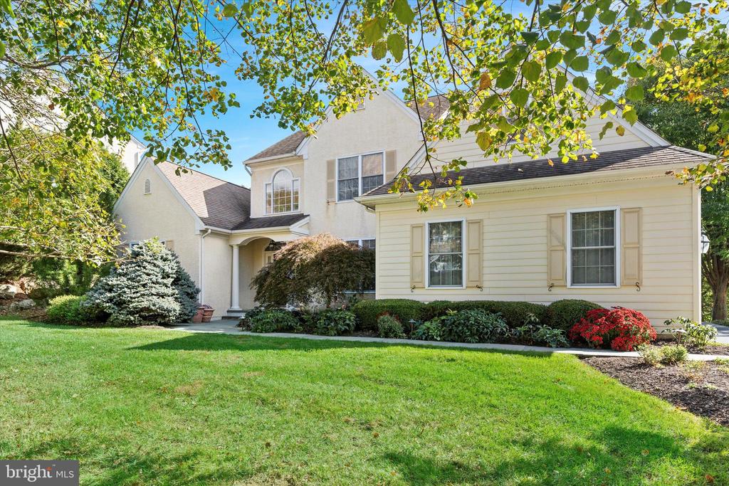 120 Hidden Pond Way