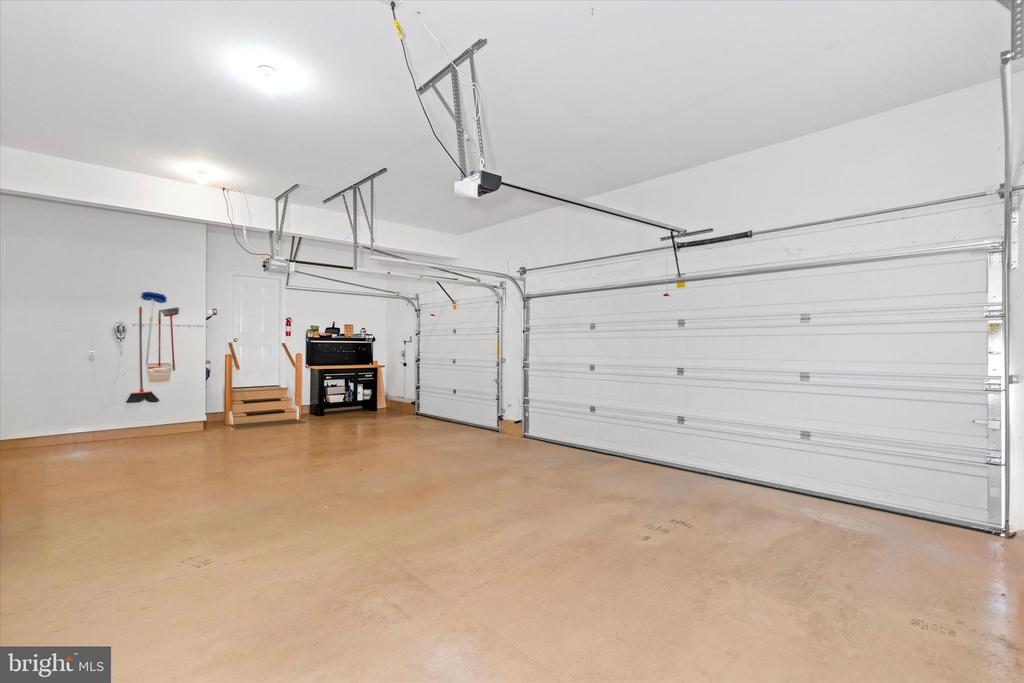 120 Hidden Pond Way