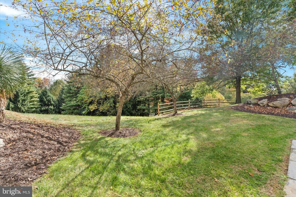 120 Hidden Pond Way