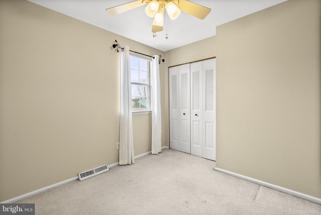 111 W Phoenix Dr