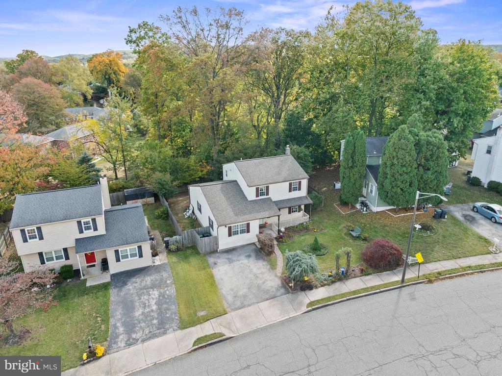 111 W Phoenix Dr