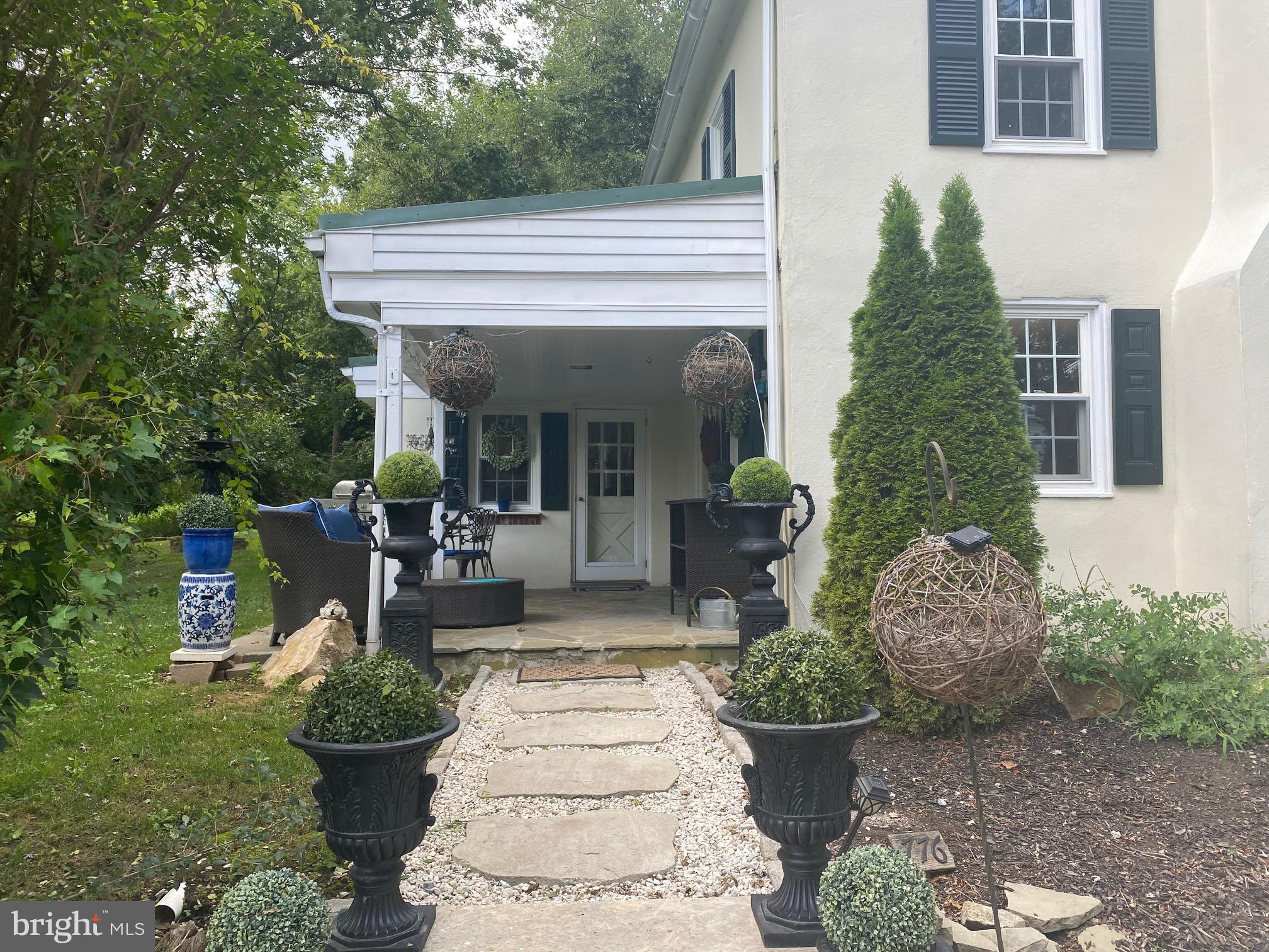 776 WEST RD