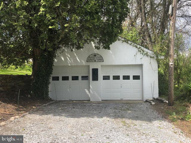 776 WEST RD