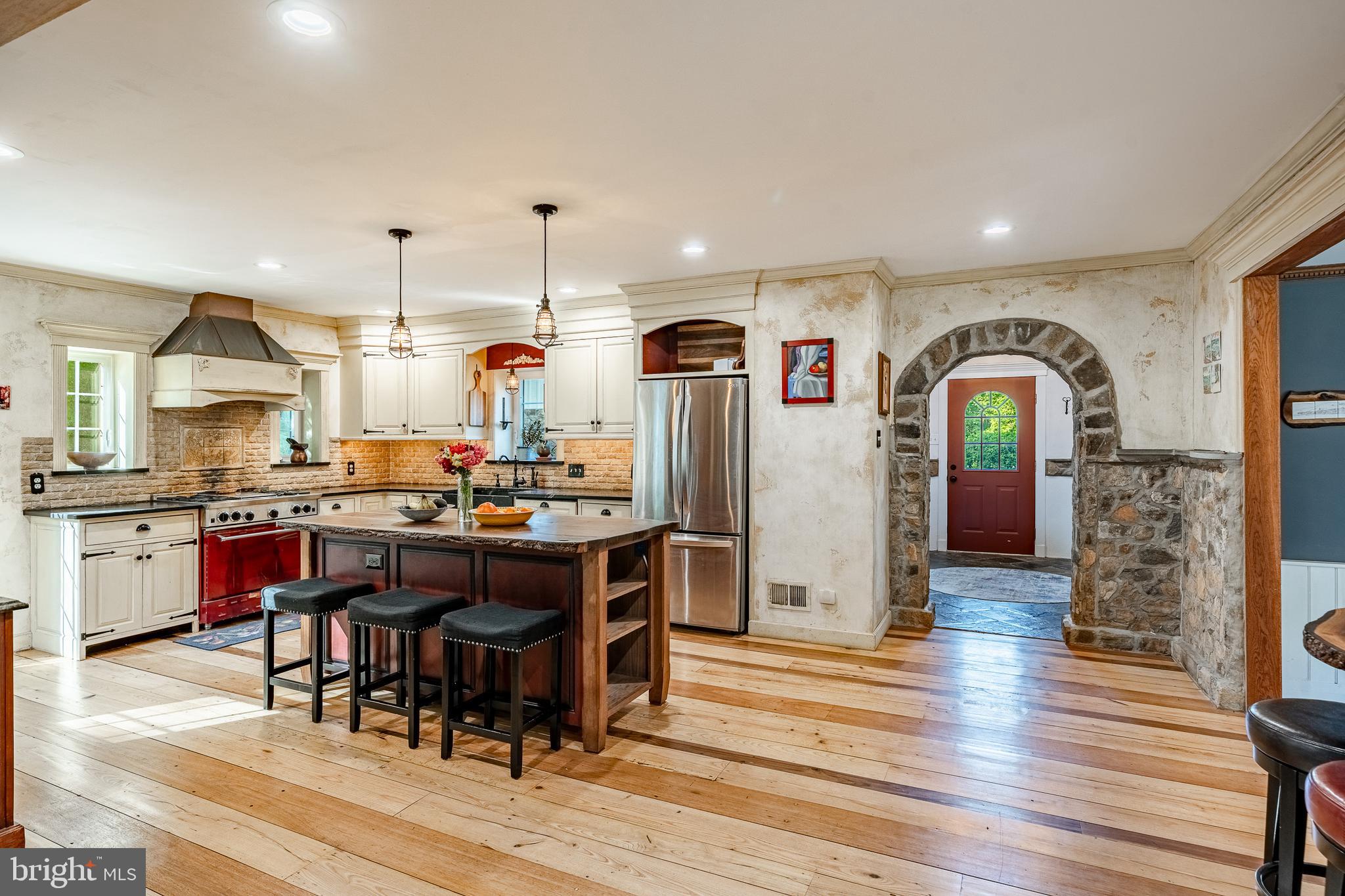 186 BRAGG HILL ROAD