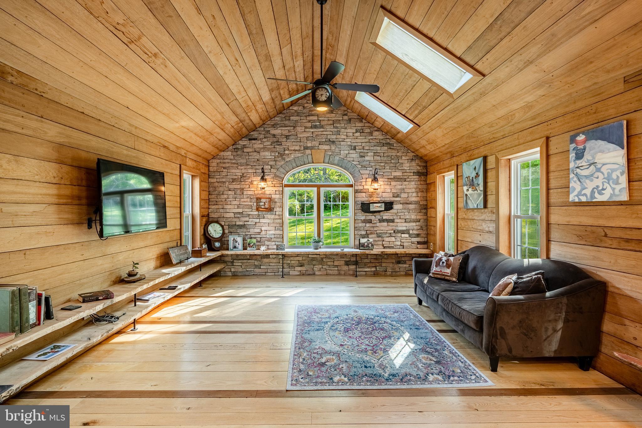 186 BRAGG HILL ROAD