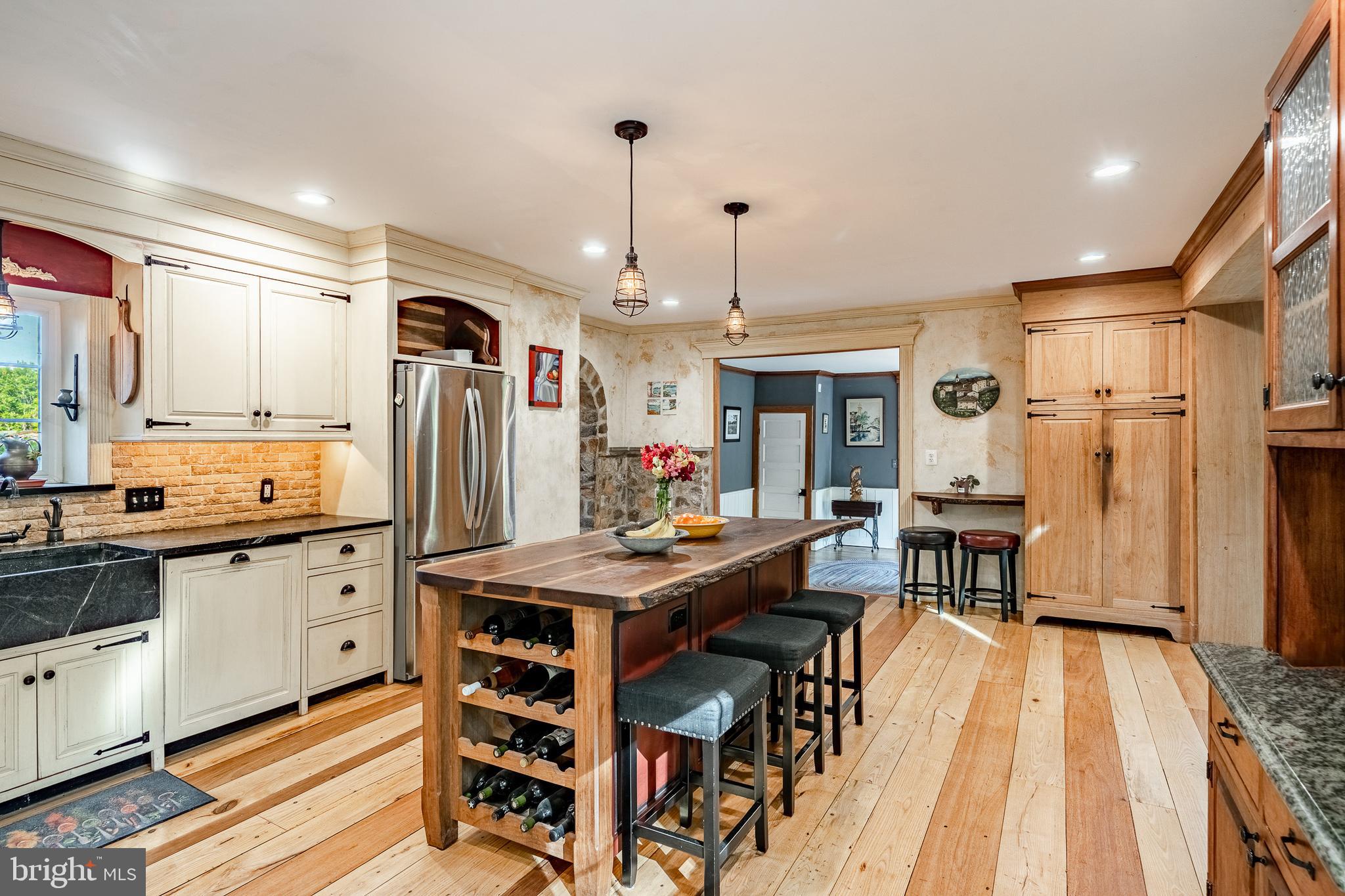 186 BRAGG HILL ROAD