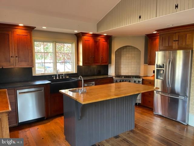 469 GUM TREE RD