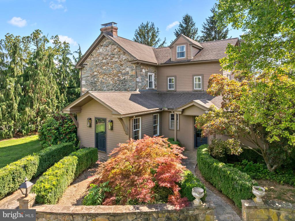469 GUM TREE RD