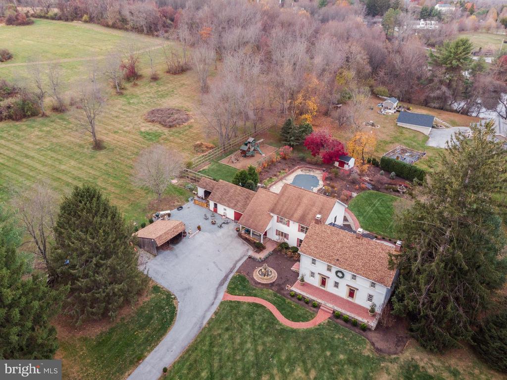1936 LENAPE ROAD
