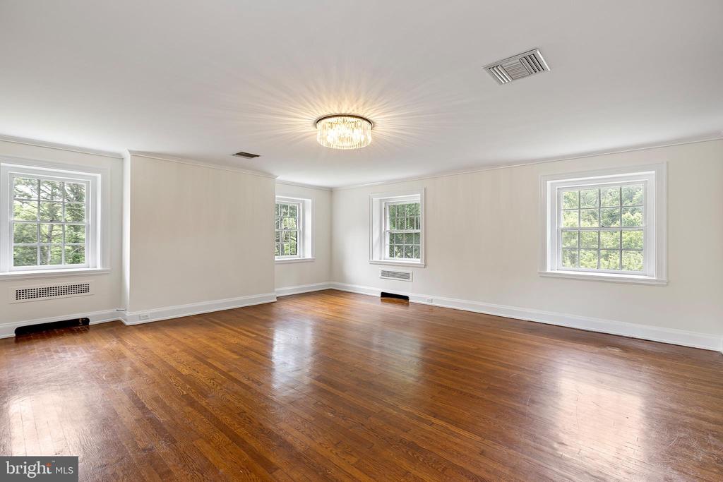 1740 LENAPE ROAD