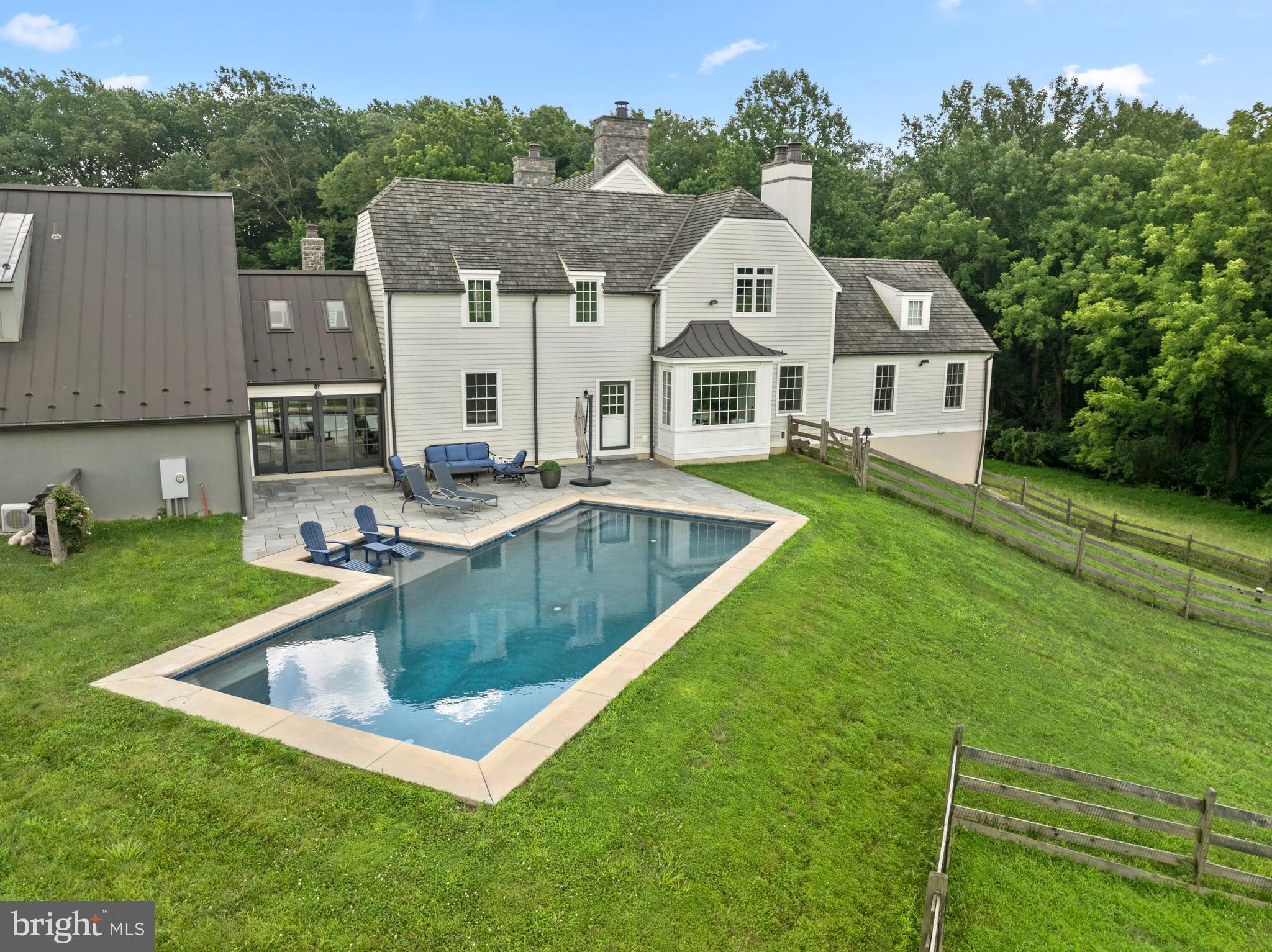 1484 W STRASBURG ROAD