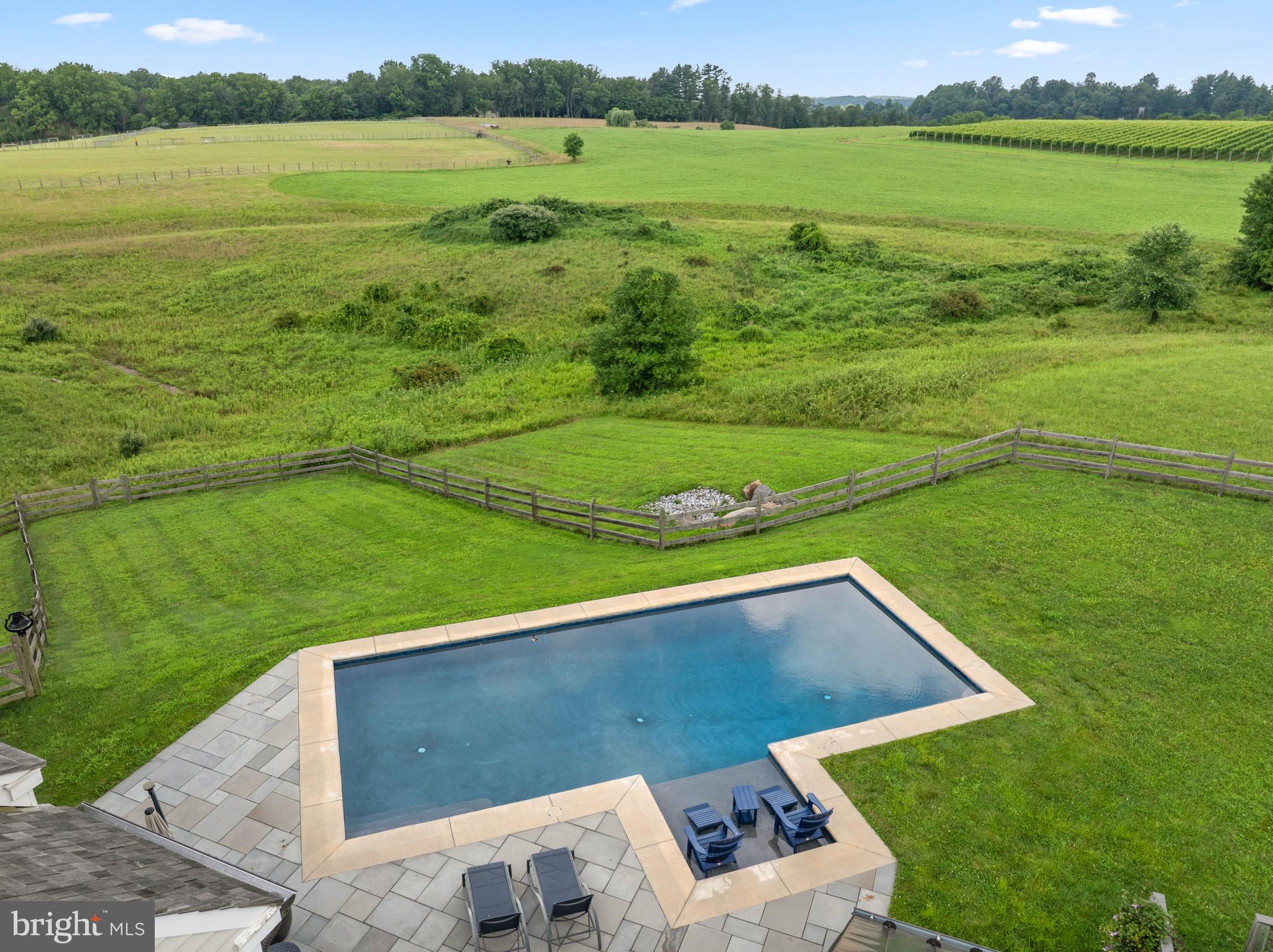 1484 W STRASBURG ROAD