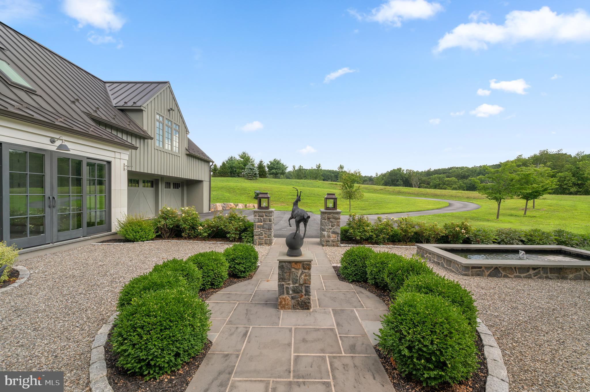 1484 W STRASBURG ROAD