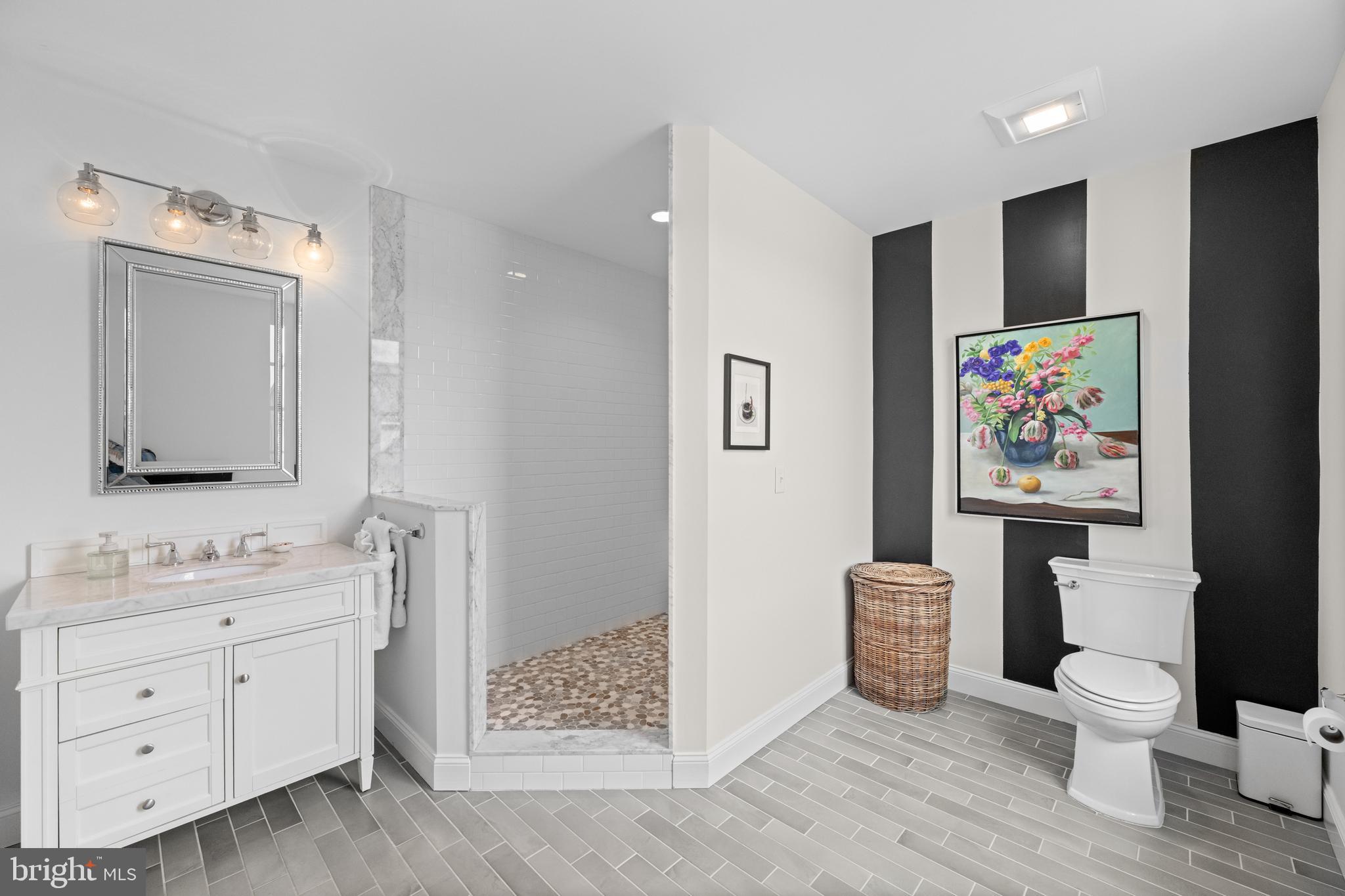 1484 W STRASBURG ROAD