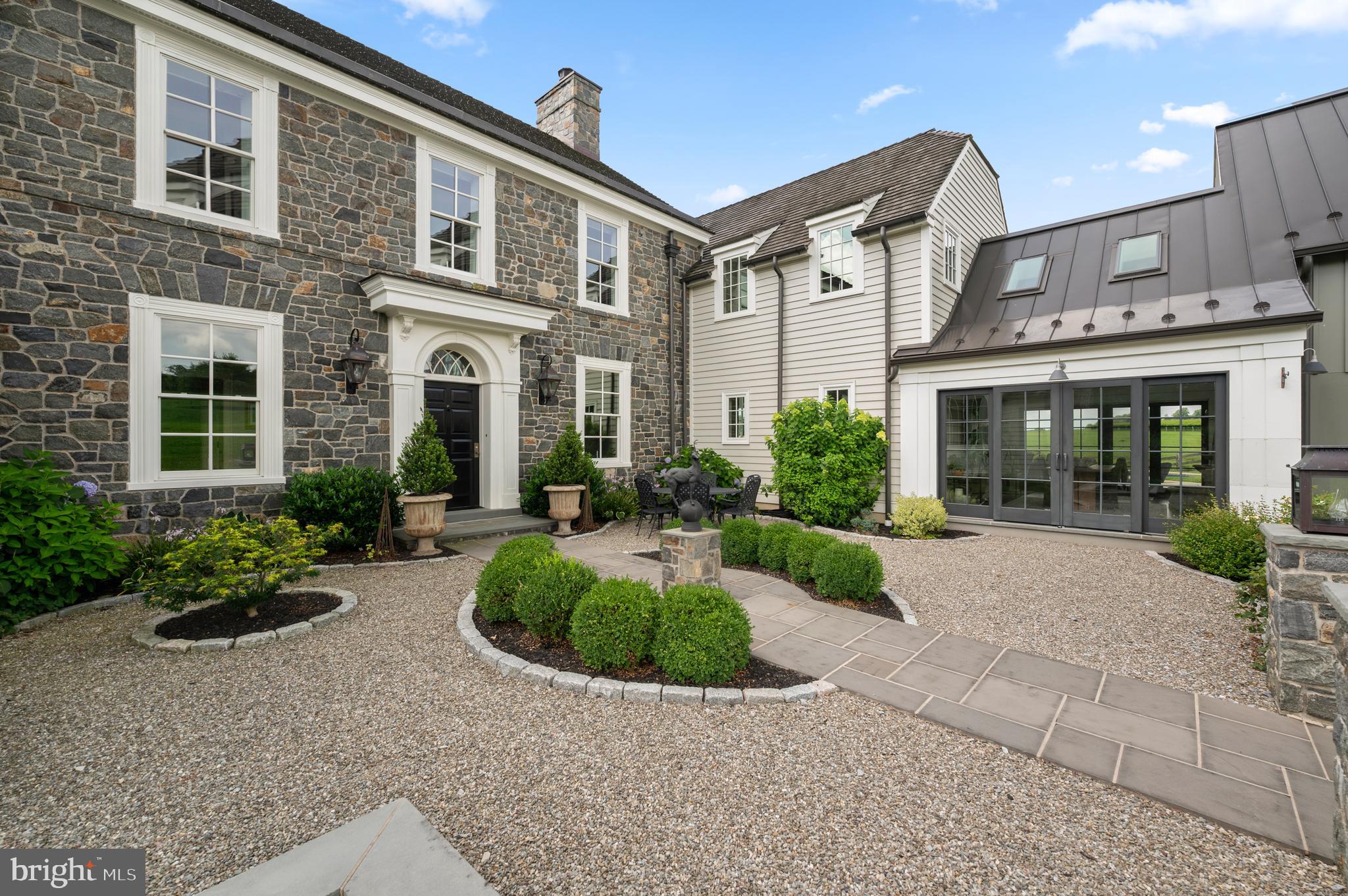 1484 W STRASBURG ROAD