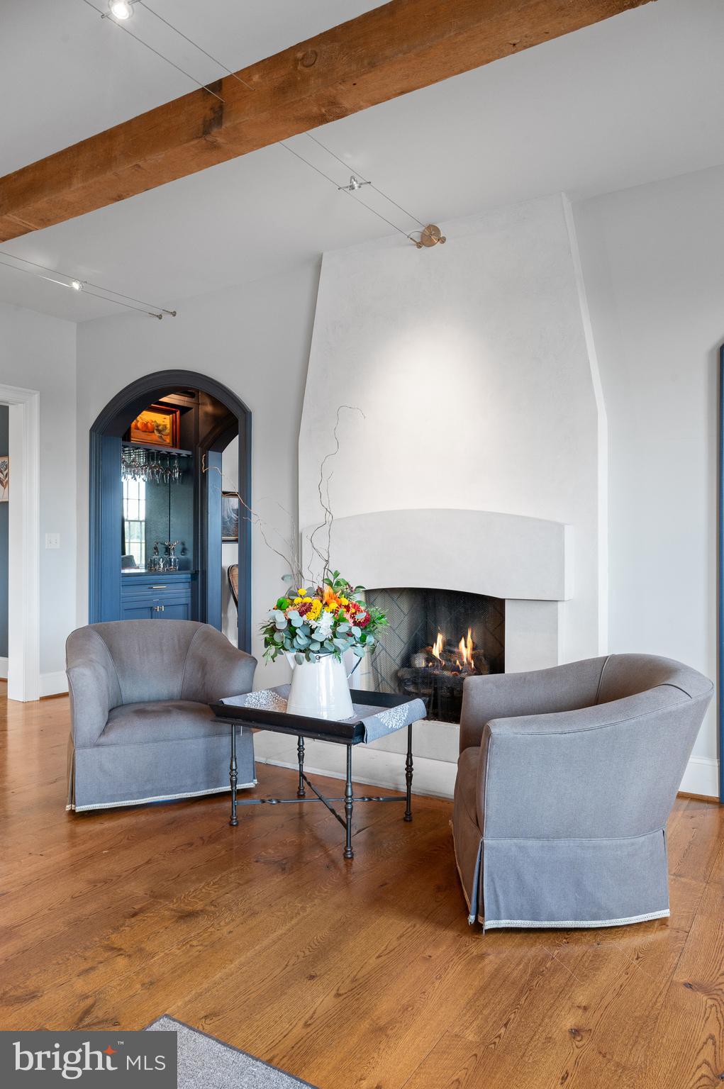 1484 W STRASBURG ROAD