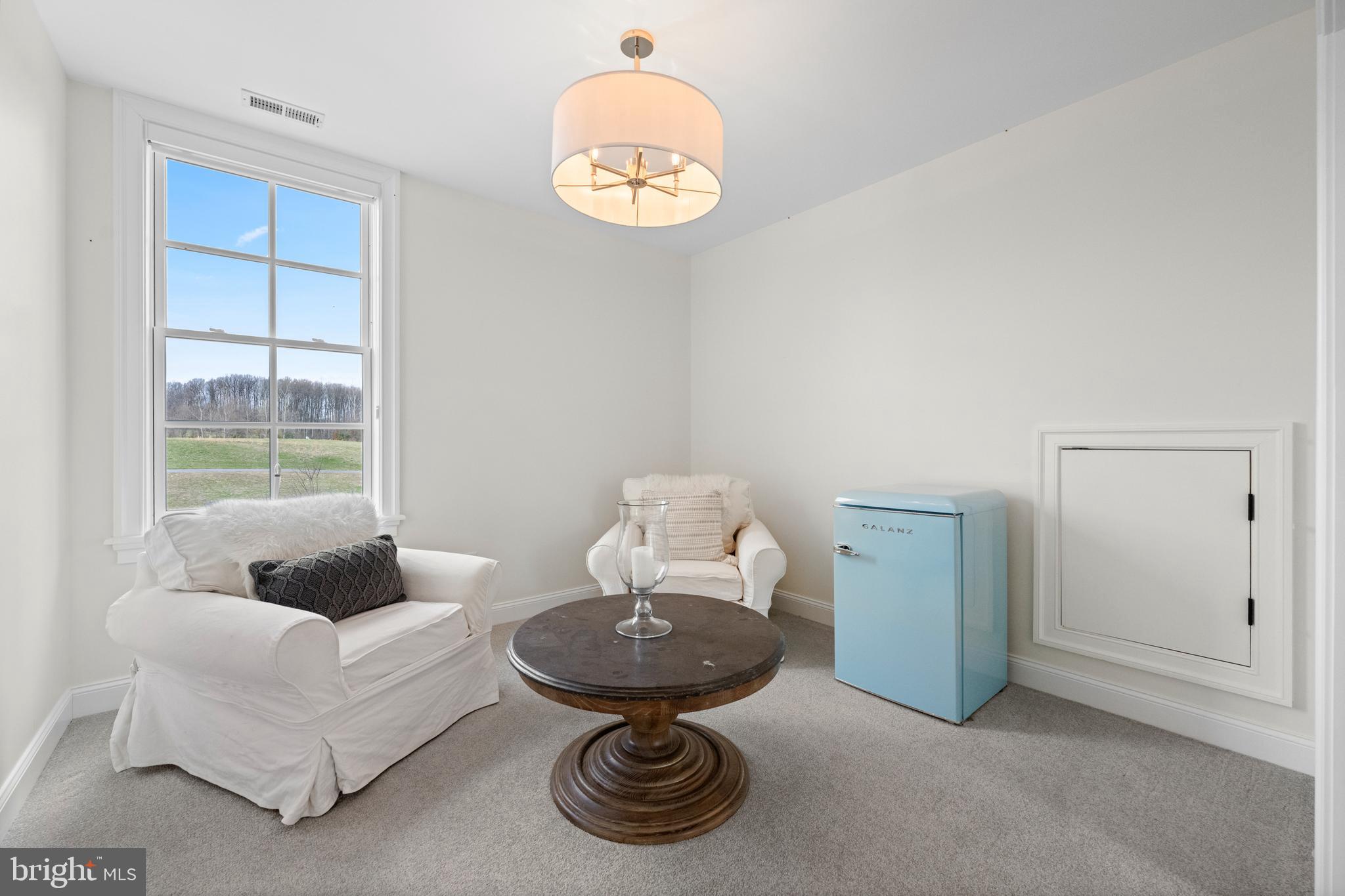 1484 W STRASBURG ROAD