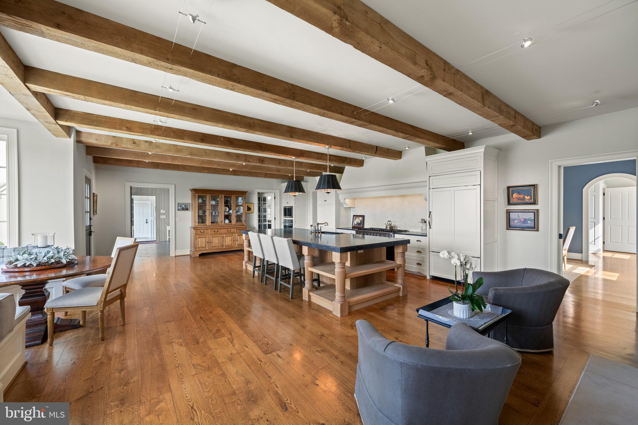 1484 W STRASBURG ROAD