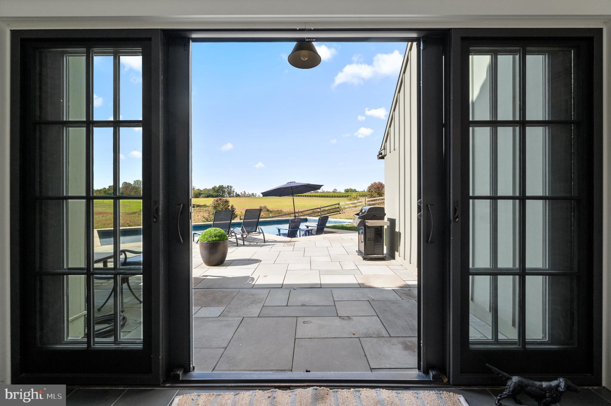 1484 W STRASBURG ROAD